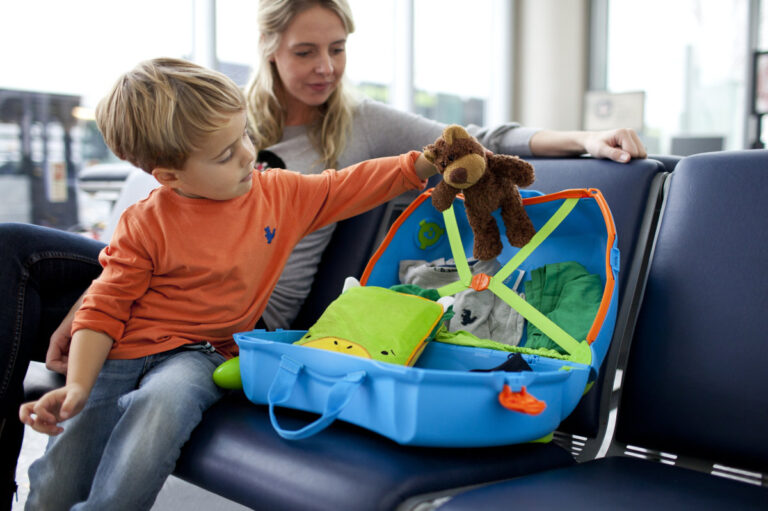 glowne-walizka-dla-chlopca-trunki-terrance